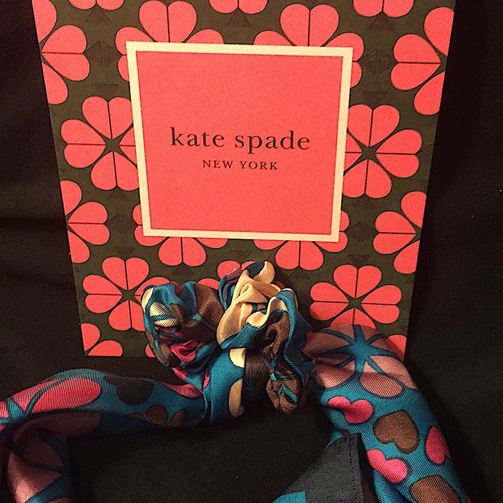 ♠️KATE SPADE - CLOVER PATCHWORK HAIR TIE (NWT) - Picture 4 of 9